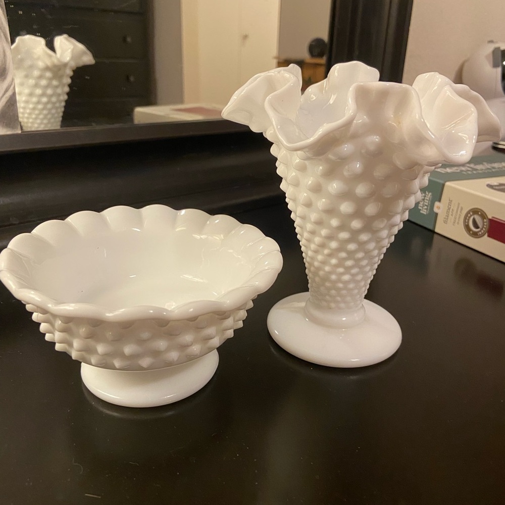 Fenton Art Milk Glass Set